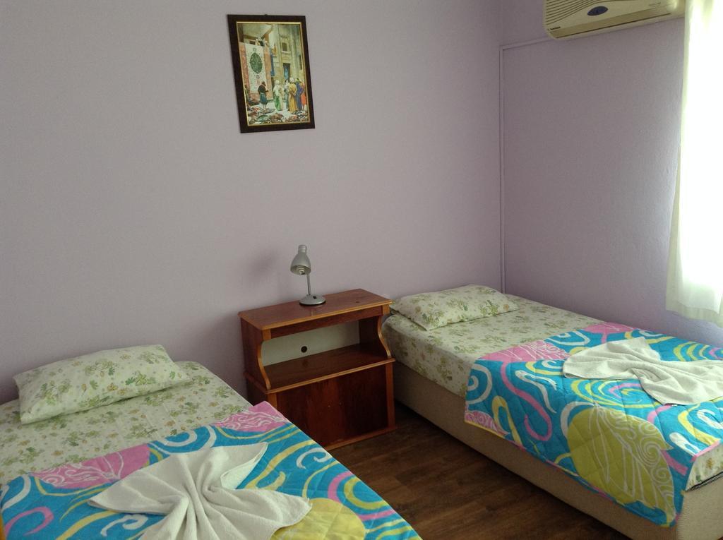 Nur Pension Selçuk Chambre photo