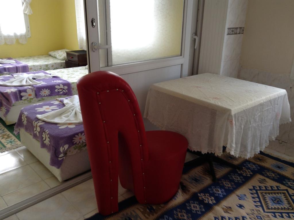 Nur Pension Selçuk Chambre photo